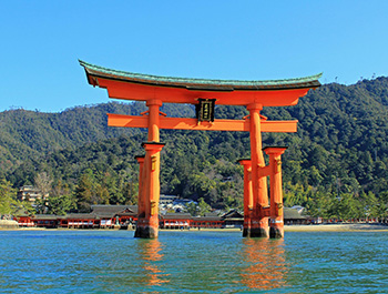 厳島神社の大鳥居